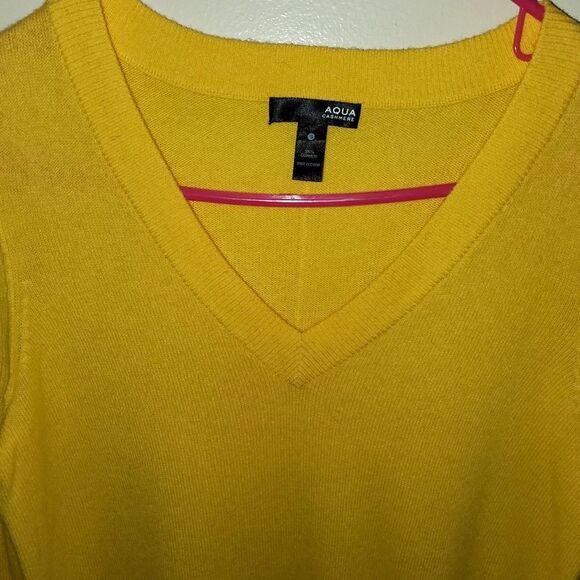 Aqua Cashmere Yellow V-Neck 100% Cashmere Long Sleeve Pullover Sweater Small - Picture 4 of 9